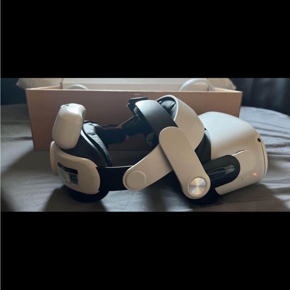 Oculus VR headset